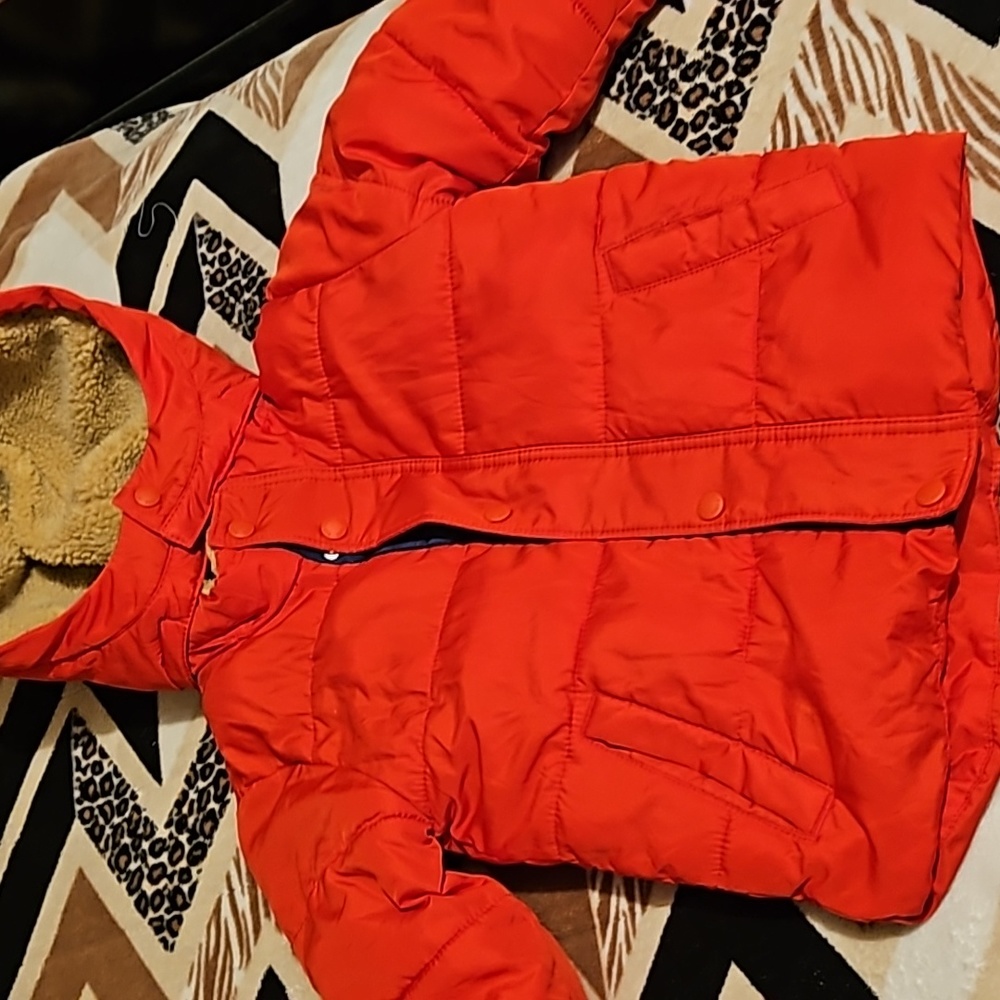 Gap puffer jacket